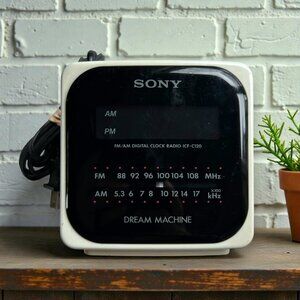 “Sony” Dream Machine -Digital: AM-FM Radio & Alarm Clock:•Vintage•
